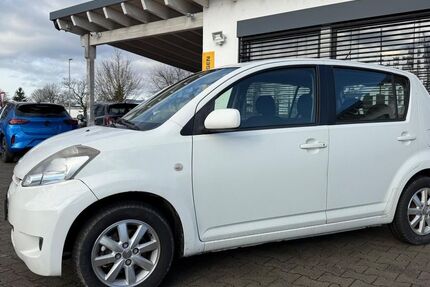 Daihatsu Sirion 184.100 km 1.900 &euro; Großostheim 63762