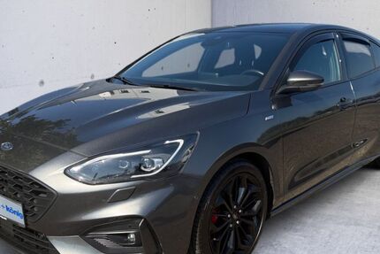 Ford Focus 107.619 km 14.290 &euro; Offenburg- Industriegebiet Elgersweier-Nord 77656