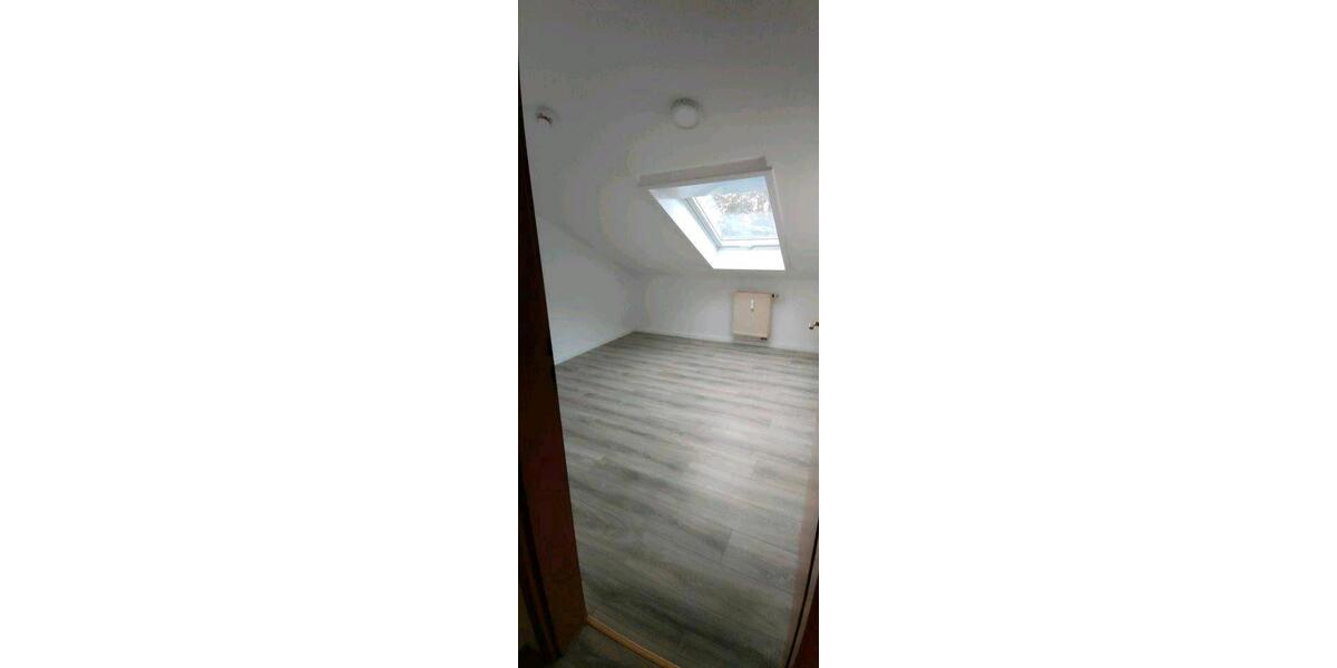 Dachgeschoßwohnung Würzburg Frauenland - 2 Zimmer, 48 m&sup2;, 234.000&euro; | Angebot:26297673