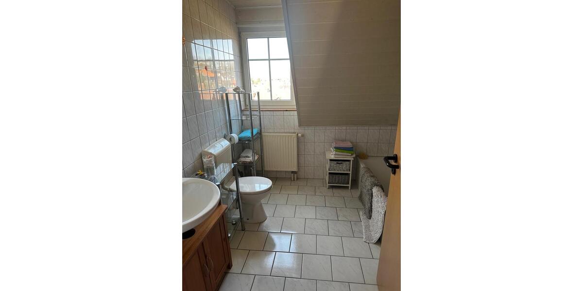 Dachgeschoßwohnung Hünfeld - 3 Zimmer, 75 m&sup2;, 600&euro; | Angebot:26285035
