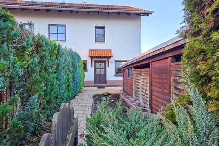 Haus Aue-Bad Schlema Bad Schlema - 6 Zimmer, 160 m&sup2;, 270.000&euro; | Angebot:25619164