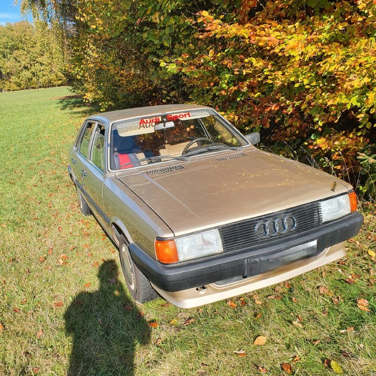 Audi 80 157.000 km 3.900 € Spiegelau 94518