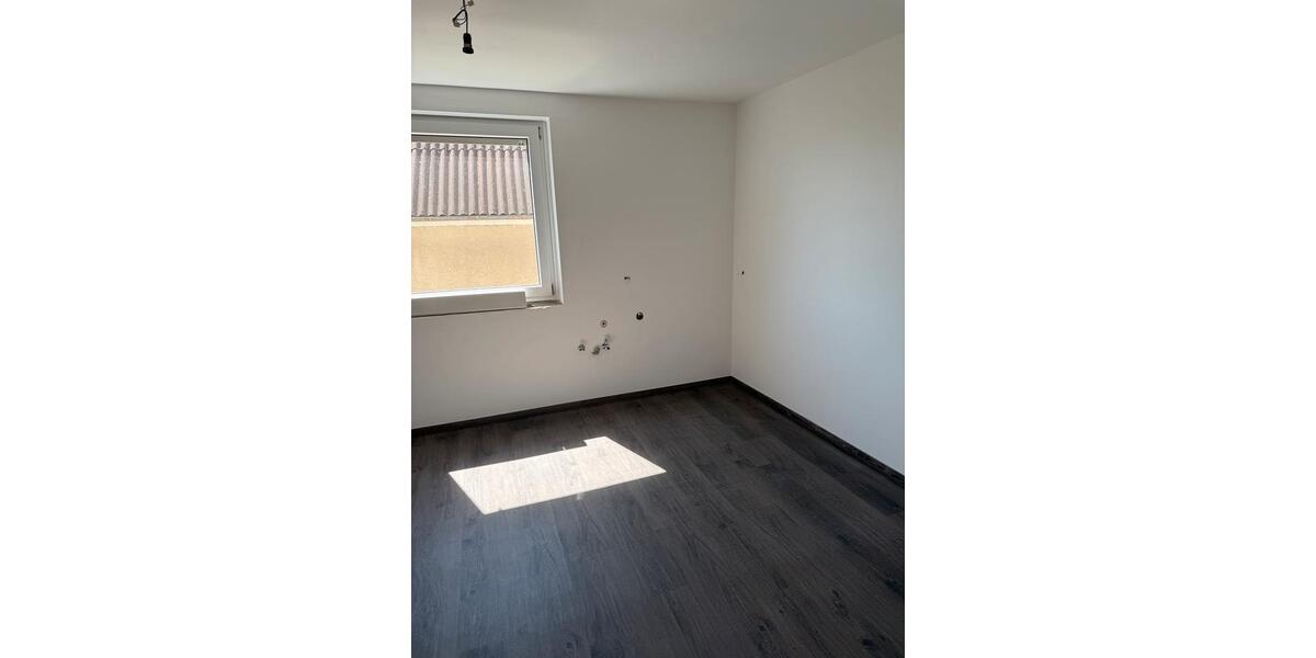 Renovierte Wohnung 4 zimmer