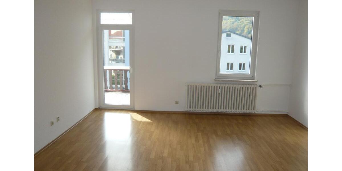 Etagenwohnung Bad Brückenau - 4 Zimmer, 149 m&sup2;, 790&euro; | Angebot:25650909