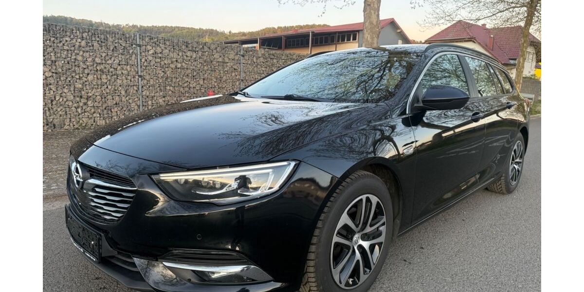 Opel Insignia 165.552 km 9.990 &euro; Alheim-Heinebach 36211