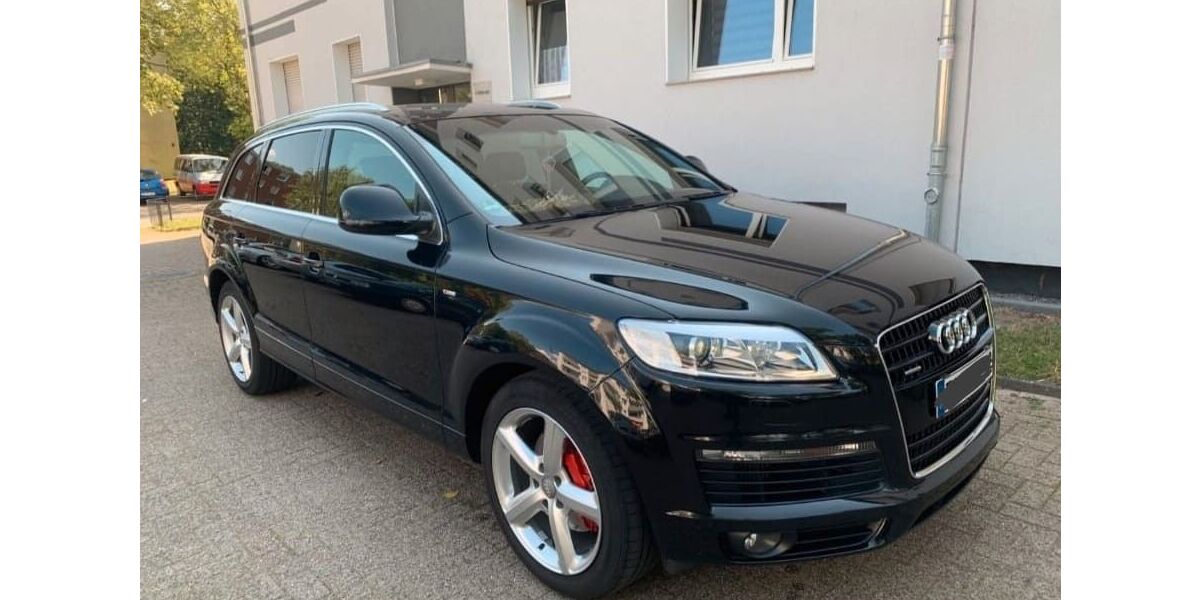 Audi Q7 241.000 km 10.600 &euro; Duisburg 47179