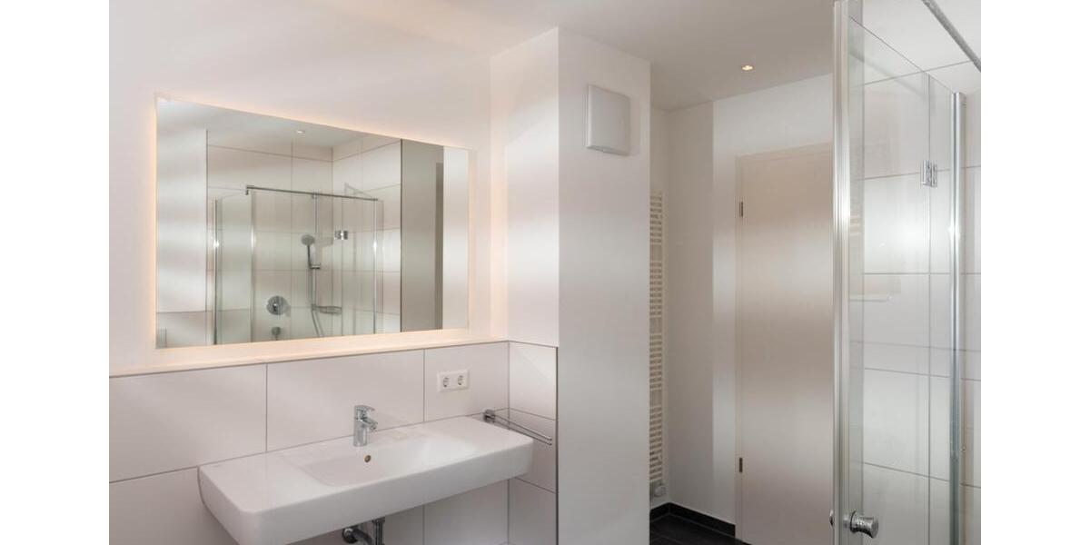 Erdgeschoßwohnung Stuttgart Stuttgart-West - 2 Zimmer, 70 m&sup2;, 495.000&euro; | Angebot:26837407