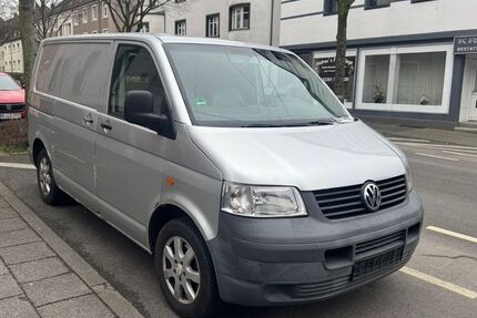 VW T5 Transporter 308.000 km 2.490 &euro; Recklinghausen 45665