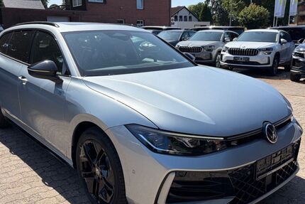 VW Passat Variant 1.680 km 41.680 &euro; Flensburg-Weiche 24941