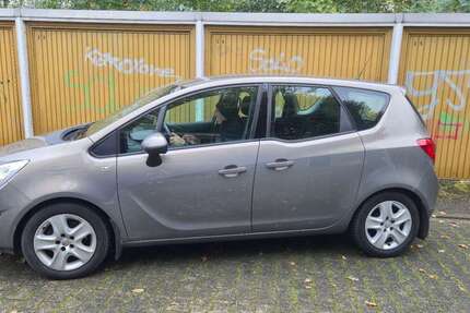 Opel Meriva 107.000 km 4.800 € Bramfeld (Hamburg) 22179