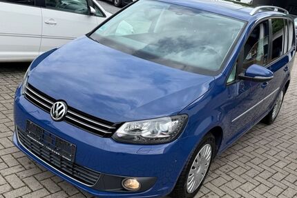 VW Touran 229.000 km 6.999 &euro; Löhne Mennighüffen 32584