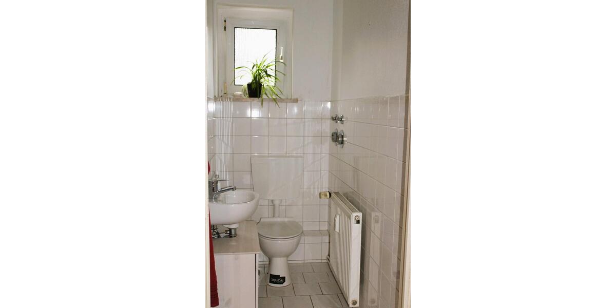 Terrassenwohnung Genthin - 4 Zimmer, 120 m&sup2;, 70.000&euro; | Angebot:25993826