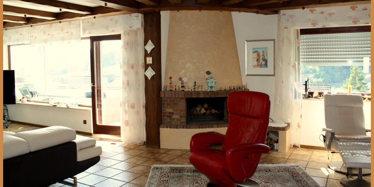 Einfamilienhaus Nordrach - 6 Zimmer, 270 m&sup2;, 650.000&euro; | Angebot:26629201