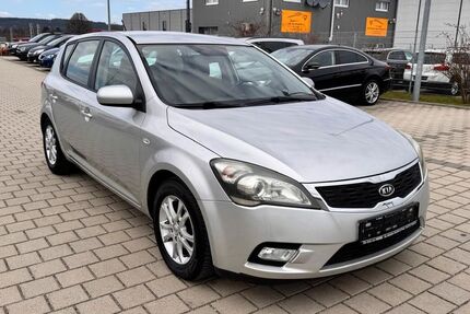 Kia ceed / Ceed 182.000 km 2.699 &euro; Bad Wurzach 88410
