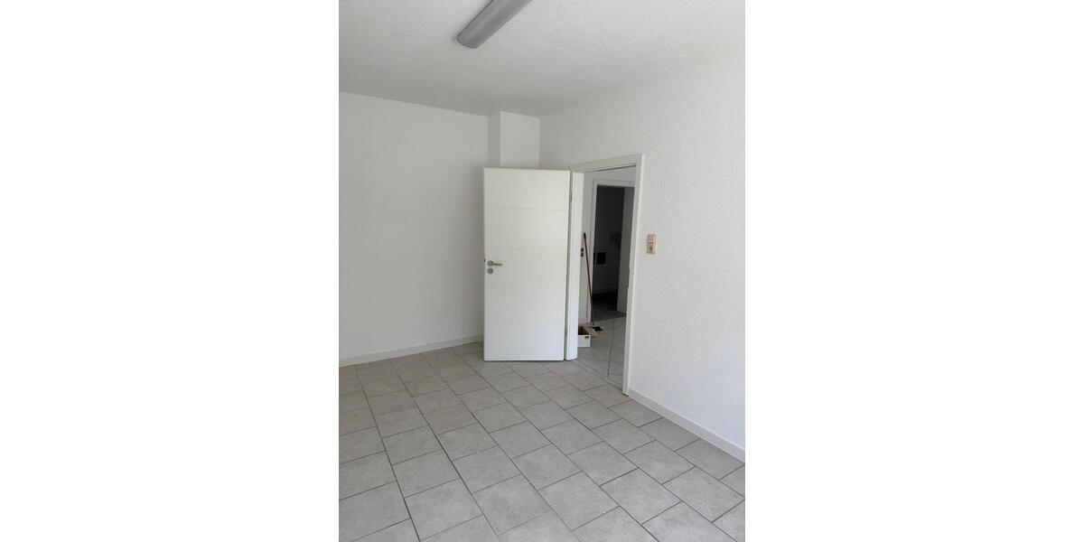 Erdgeschoßwohnung Bebra - 3 Zimmer, 70 m&sup2;, 700&euro; | Angebot:26416289