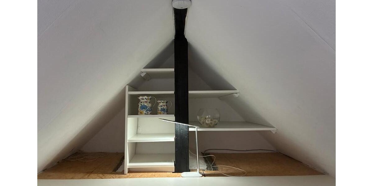 Dachgeschoßwohnung Hanau Großauheim - 1 Zimmer, 30 m&sup2;, 385&euro; | Angebot:24893215