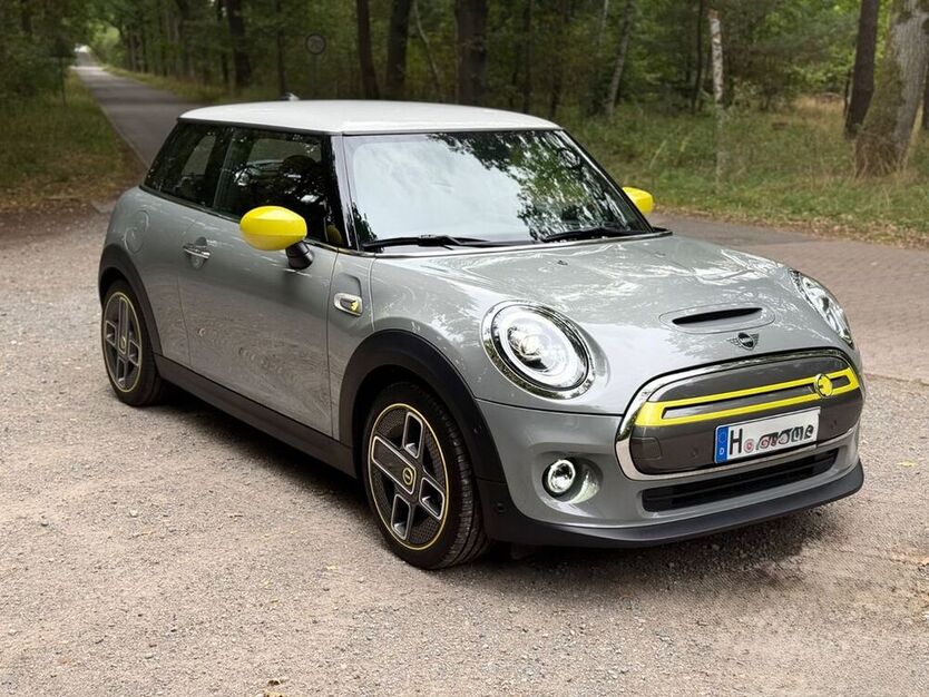 Cooper SE
