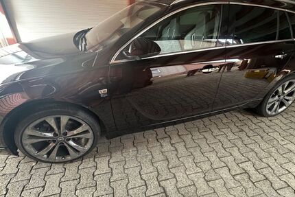 Opel Insignia 221.700 km 5.700 &euro; Langelsheim 38685