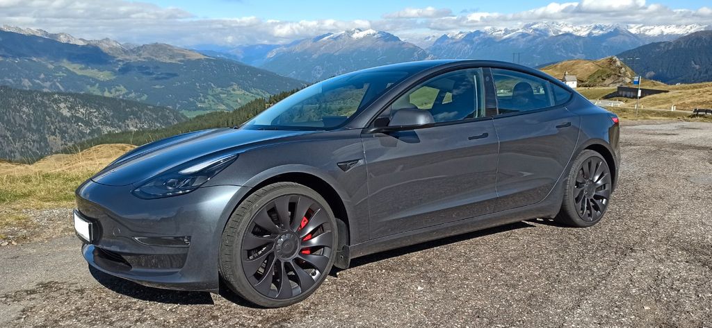 Tesla Model 3 26.500 km 37.400 &euro; Regensburg 93049