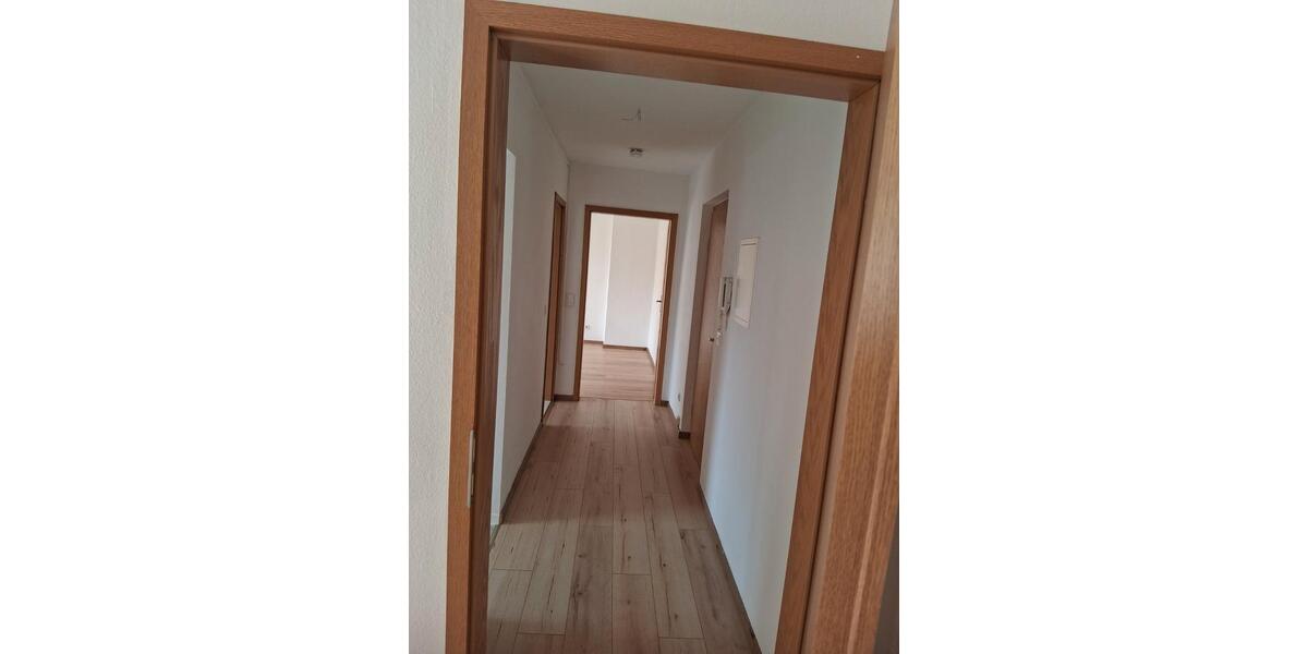 Etagenwohnung Hohenmölsen - 2 Zimmer, 46 m&sup2;, 380&euro; | Angebot:26447883
