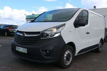 Opel Vivaro 130.683 km 11.790 &euro; Paderborn Schloß-Neuhaus 33104