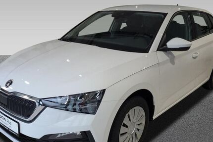 Skoda Scala 16.941 km 17.940 € Dresden 01067