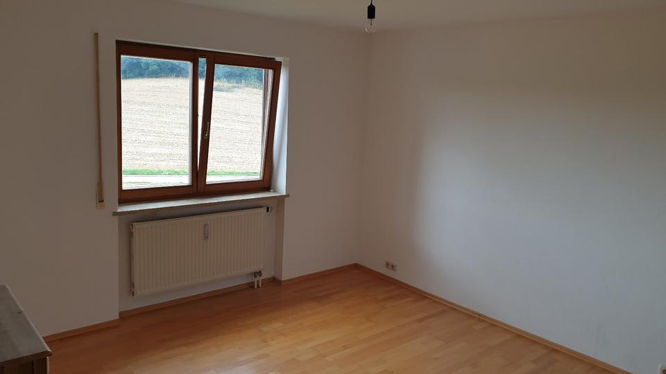 Etagenwohnung Aldersbach - 3 Zimmer, 80 m&sup2;, 630&euro; | Angebot:24379594