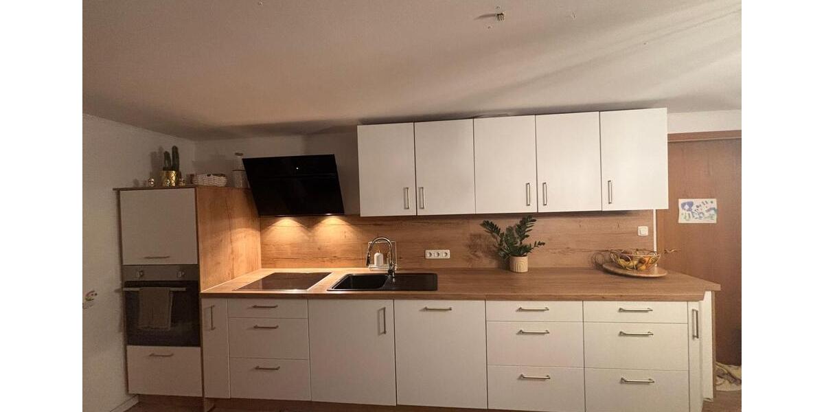 Etagenwohnung Durach - 3 Zimmer, 95 m&sup2;, 1.300&euro; | Angebot:26321397