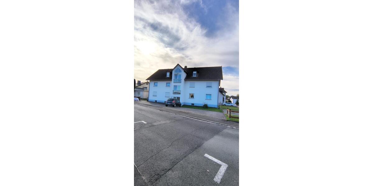 3-Zimmer, Küche, Bad, Südbalkon in Runkel- Dehrn zu verkaufen. 3 zimmer