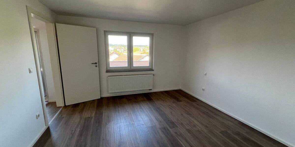 Etagenwohnung Viechtach - 3 Zimmer, 94 m&sup2;, 950&euro; | Angebot:26434079