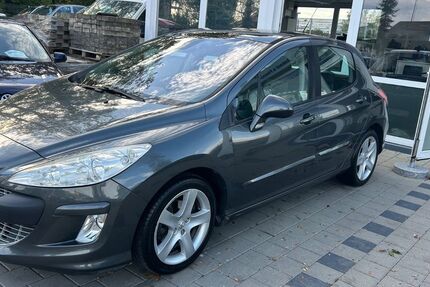 Peugeot 308 212.000 km 2.499 &euro; Singen 78224
