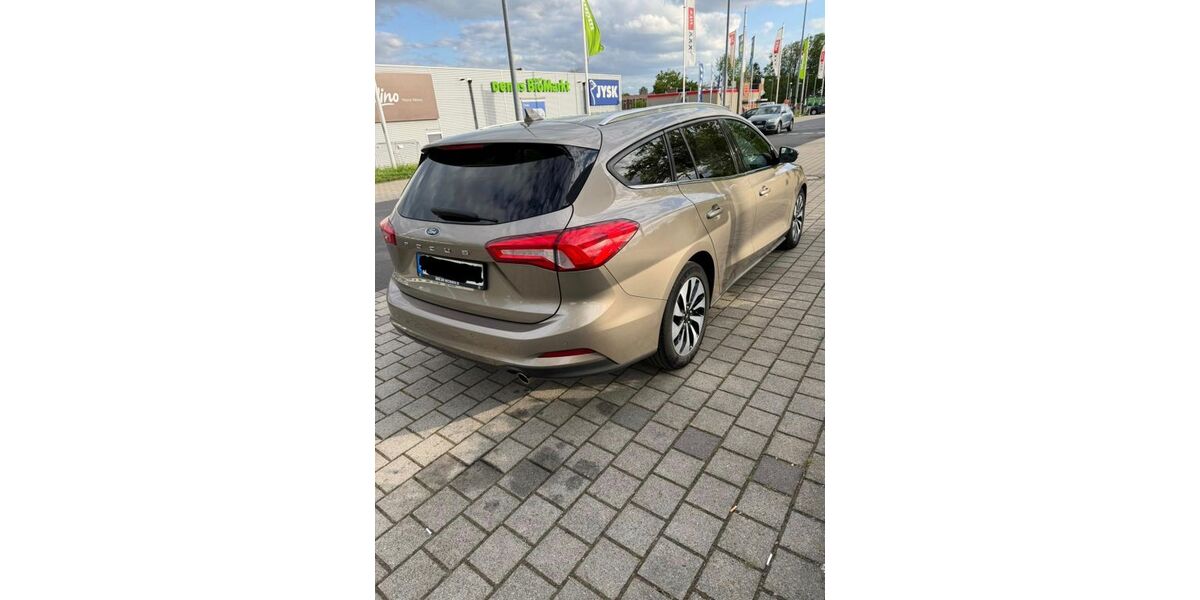 Ford Focus 109.000 km 10.500 &euro; Bad Soden 65812