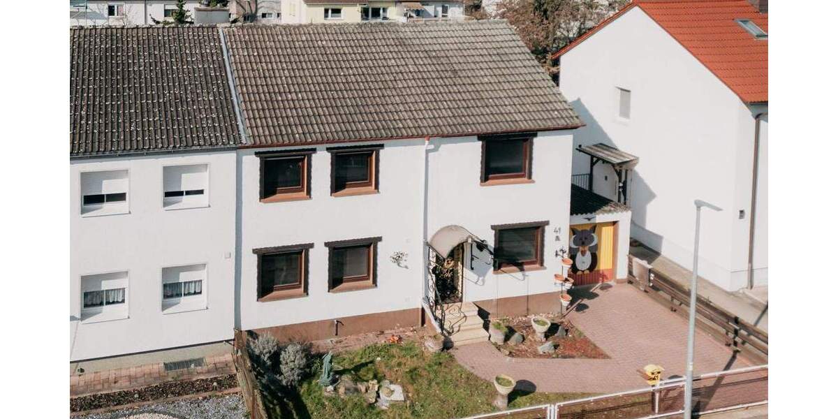 Doppelhaushälfte Mannheim Schönau - 6 Zimmer, 155 m&sup2;, 349.000&euro; | Angebot:25836522