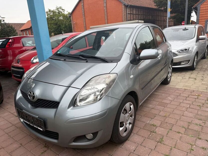 Yaris