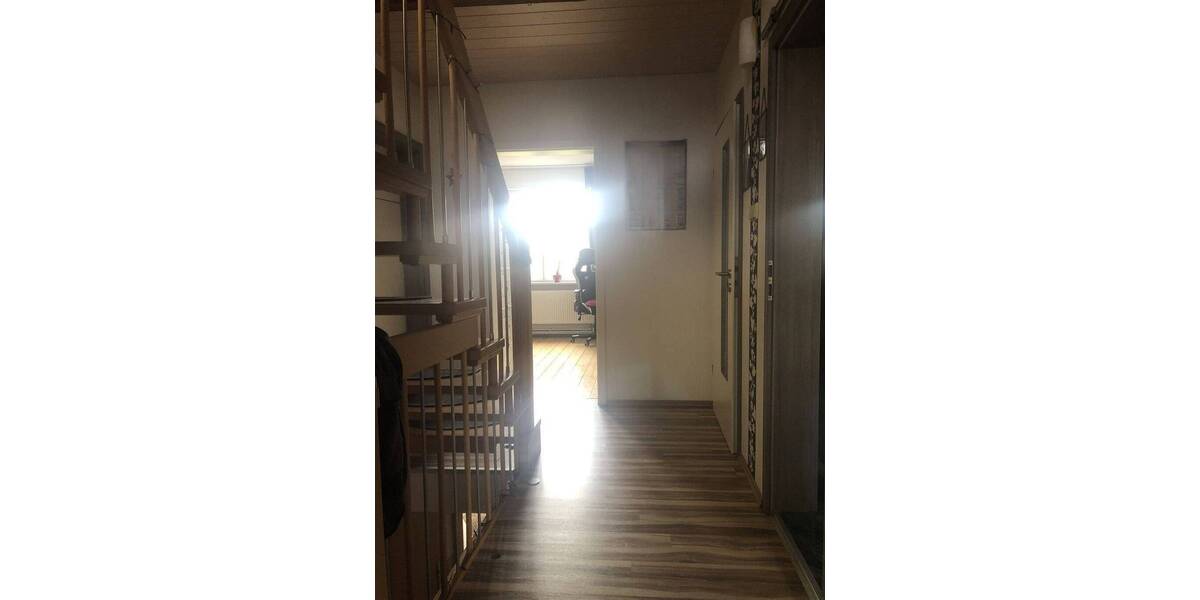 Einfamilienhaus An der Schmücke - 8 Zimmer, 173 m&sup2;, 189.000&euro; | Angebot:26451597