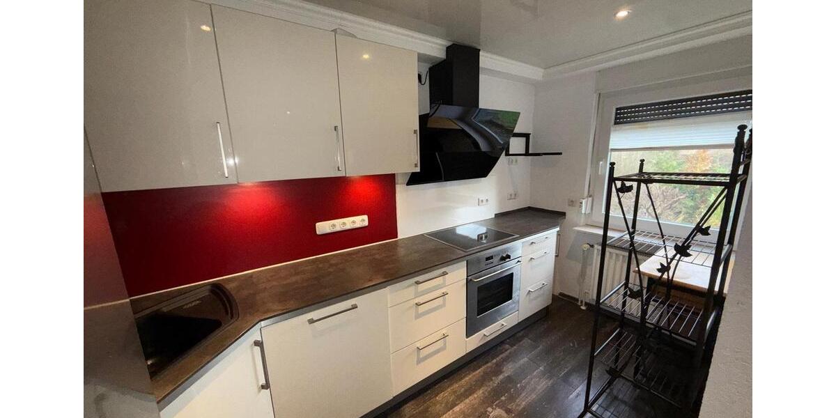 Diese helle 2-Zimmer-Wohnung in Herzogenrath-Kohlscheid bietet au 2 zimmer