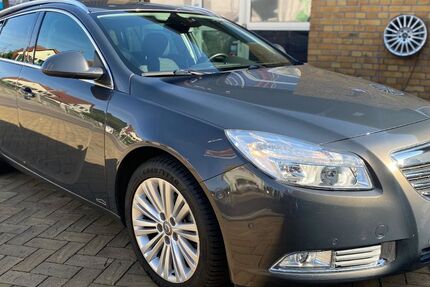 Opel Insignia 91.558 km 7.490 &euro; Leipzig 04178