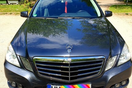 Mercedes-Benz E-Klasse 267.000 km 9.900 € Hamburg 20038