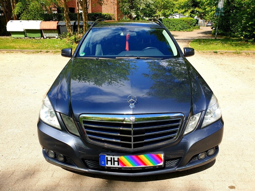 Mercedes-Benz E-Klasse 267.000 km 9.900 € Hamburg 20038