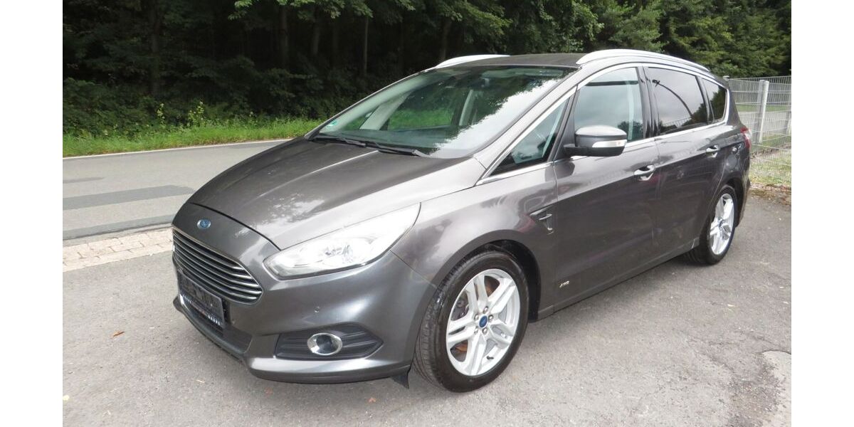 Ford S-Max 236.400 km 8.999 &euro; Bad Grund 37539