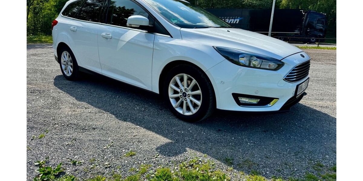 Ford Focus 137.500 km 8.600 &euro; Zeven 27404