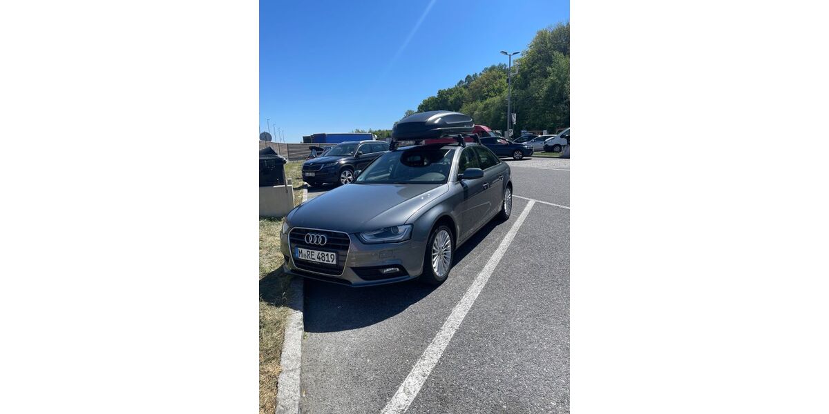 Audi A4 220.300 km 11.500 &euro; München 81379