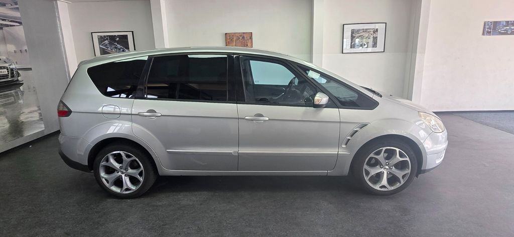 Ford S-Max 228.000 km 3.490 &euro; Asperg/Ludwigsburg bei Stuttgart 71679