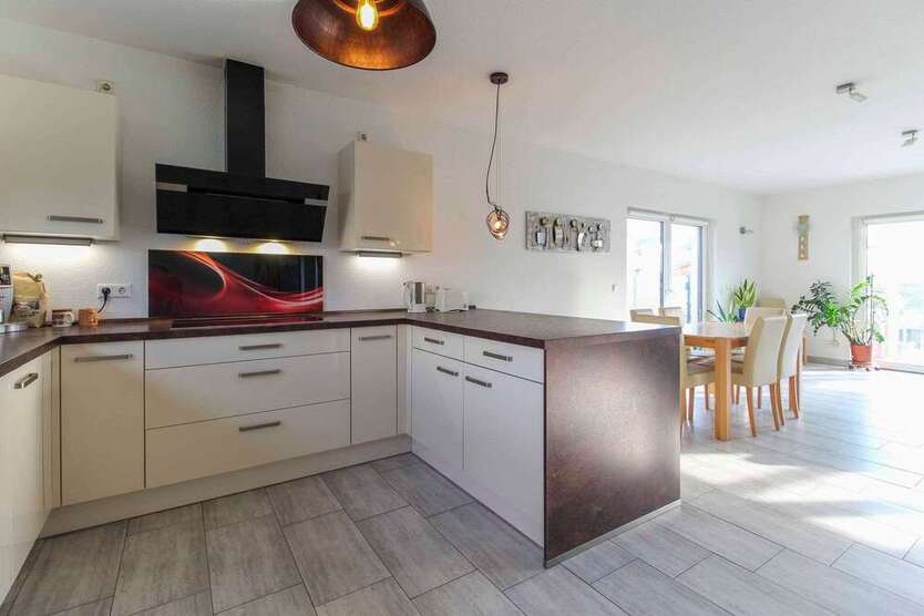 Haus zum Kaufen in Wächtersbach 525.000 € 164.21 m²