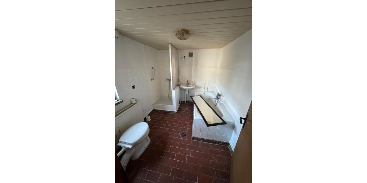 Doppelhaushälfte Eisenach - 6 Zimmer, 90 m&sup2;, 133.800&euro; | Angebot:26610933