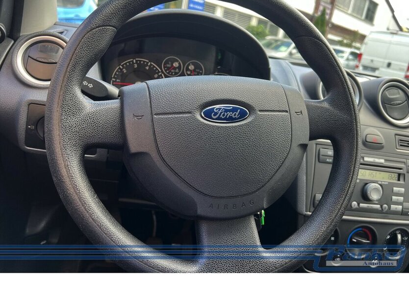 Ford Fiesta Ambiente 1.3*Radio/CD*AUX*Klima* 245.511 km 1.790 € Berlin 13187