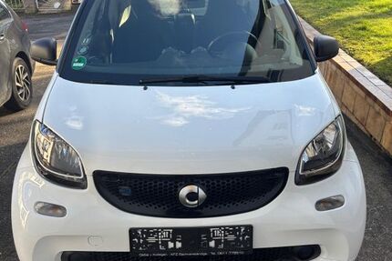 Smart ForTwo 56.900 km 9.490 &euro; Wiesbaden 65189