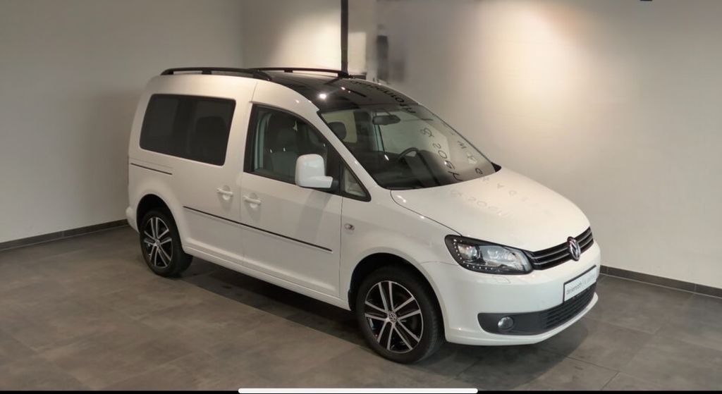 VW Caddy 129.000 km 12.750 &euro; Bebra 36179