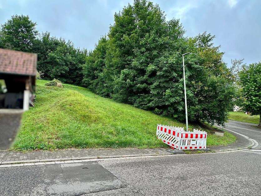 Grundstück zu verkaufen in Kröppen 60.000 € 899 m²
