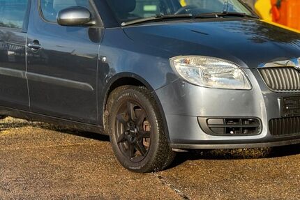 Skoda Roomster 136.541 km 5.990 &euro; Berlin 13051